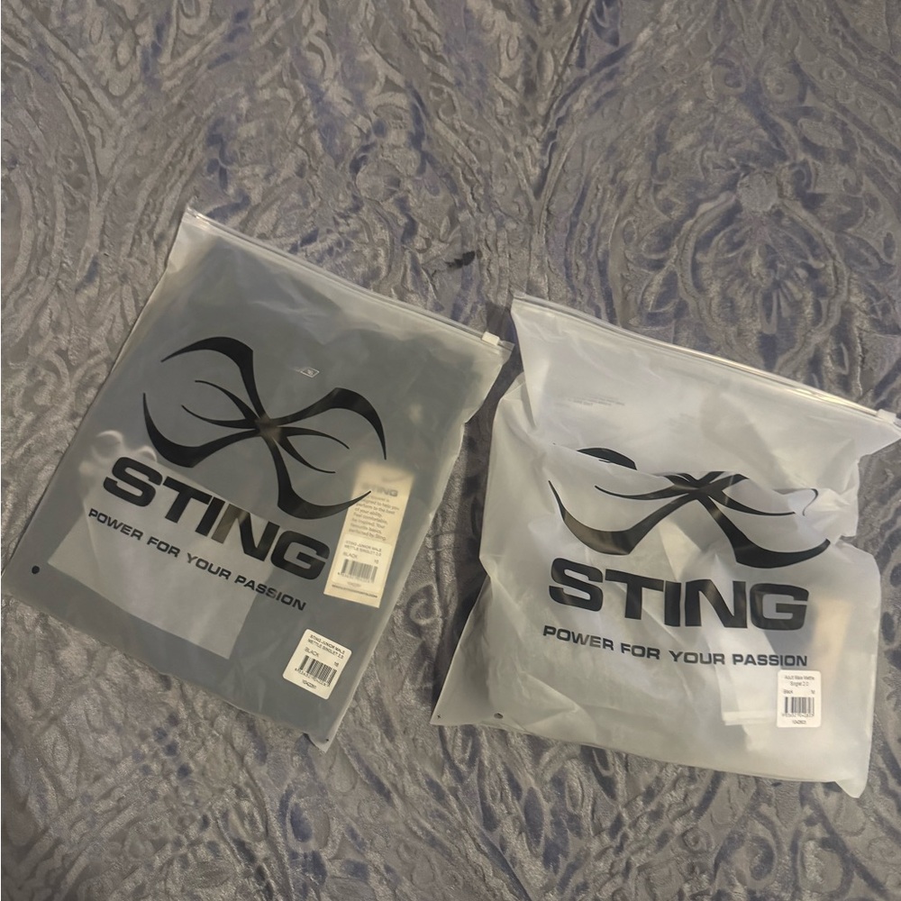 Sting boxing shirt and shorts set